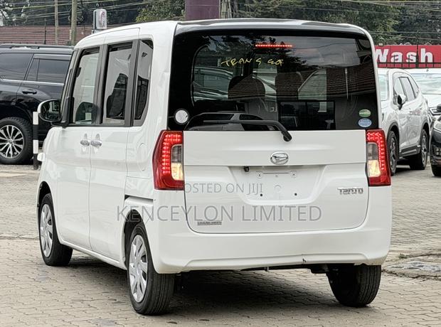 Daihatsu Tanto 660 AWD 2019 White