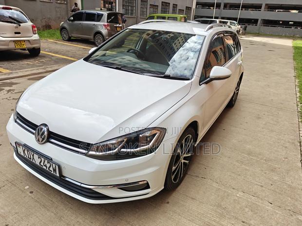 Volkswagen Golf Variant 2019 White