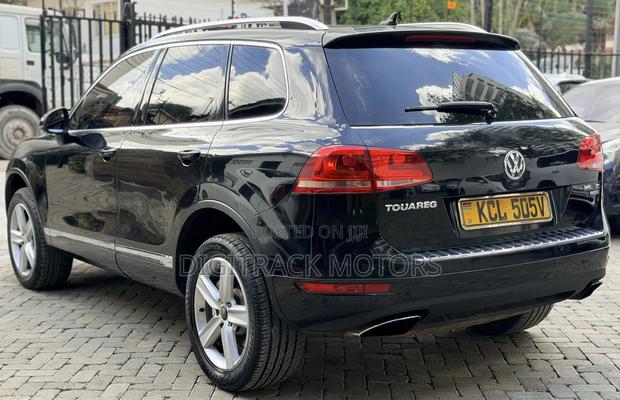 Volkswagen Touareg 2014 Black