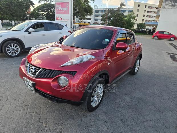 Nissan Juke 2012 Red