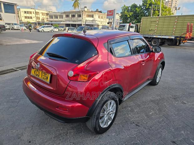 Nissan Juke 2012 Red