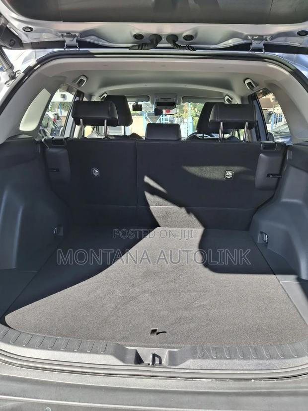 Toyota RAV4 2019 Silver