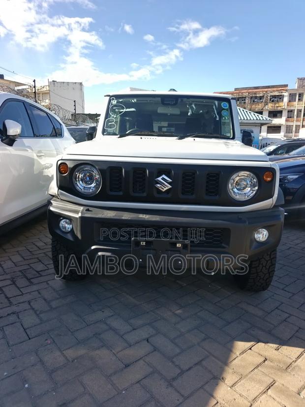 Suzuki Jimny 2021 White