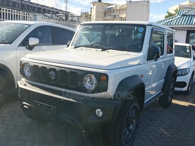 Suzuki Jimny 2021 White