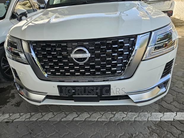 Nissan Patrol 2020 White