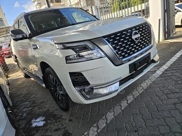 Nissan Patrol 2020 White
