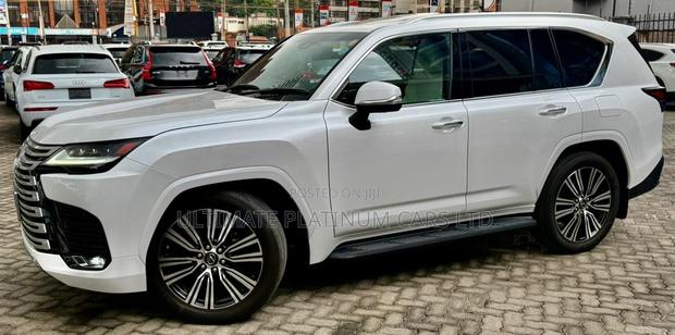 Lexus LX 600 2022 Pearl