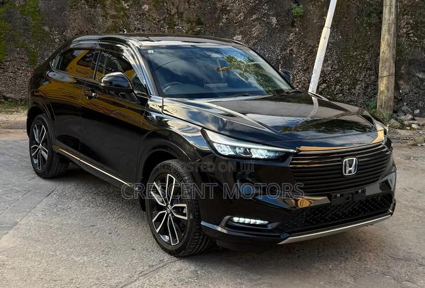 Honda Vezel 2021 Black