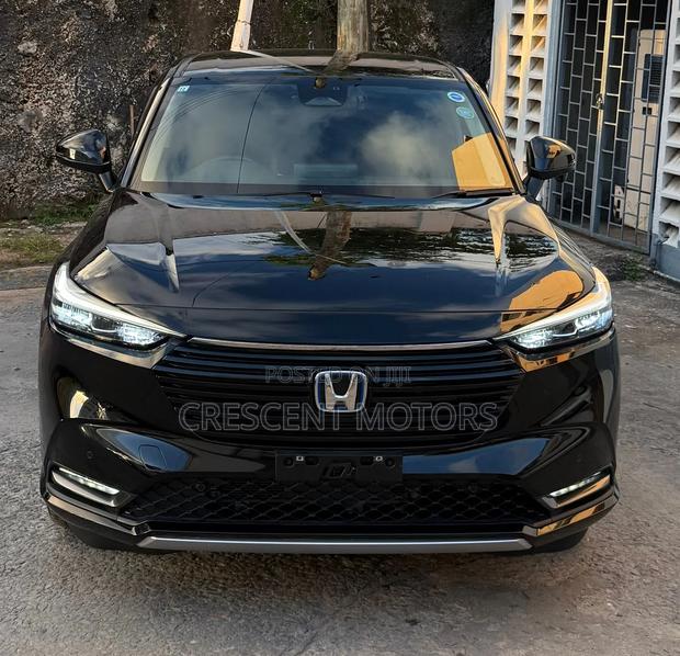 Honda Vezel 2021 Black