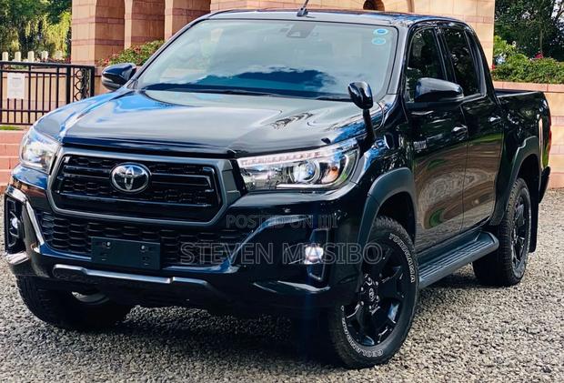Toyota Hilux Revo Double Cab Deisel 2.4 AWD 2019 Black