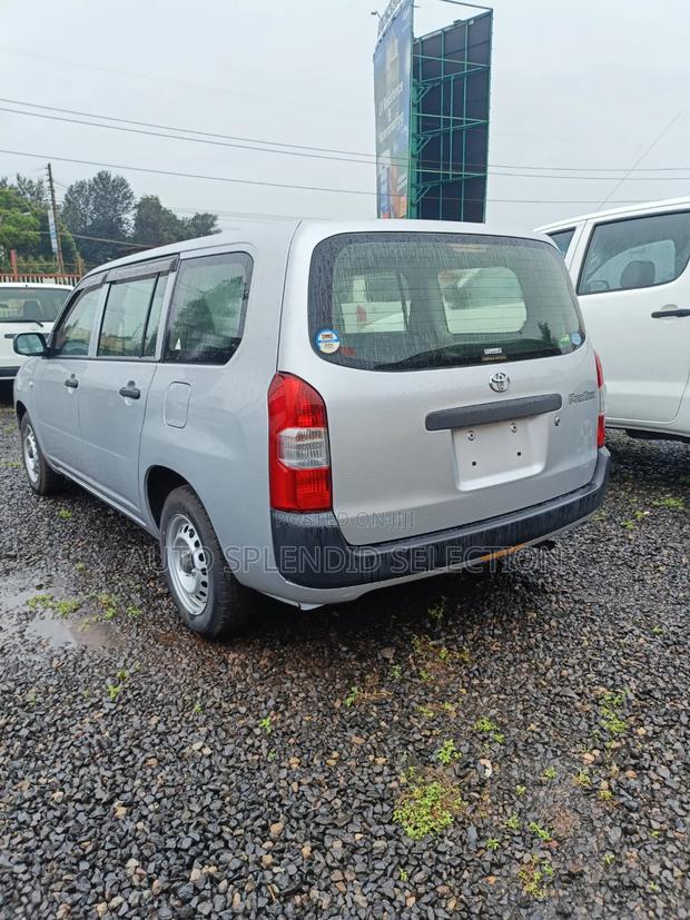 Toyota Probox 1.5 DX 2WD 2019 Silver