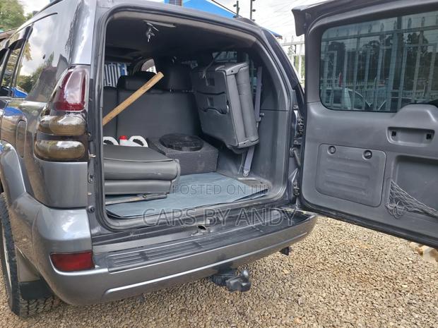 Toyota Land Cruiser Prado 3.0 D-4D 5dr 2005 Gray