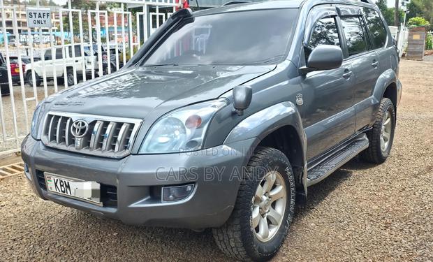 Toyota Land Cruiser Prado 3.0 D-4D 5dr 2005 Gray