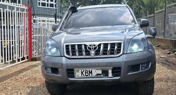Toyota Land Cruiser Prado 3.0 D-4D 5dr 2005 Gray