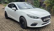 Mazda Axela 2015 White for sale