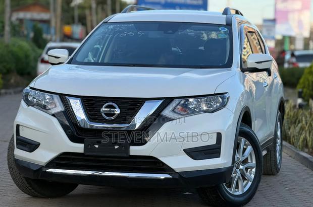 Nissan X-Trail 2.0 Petrol AWD 2019 White