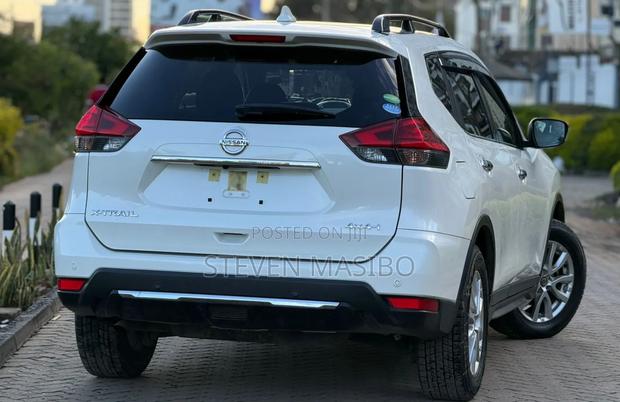 Nissan X-Trail 2.0 Petrol AWD 2019 White