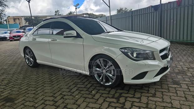Mercedes-Benz CLA-Class CLA 180 Sedan 2016 White