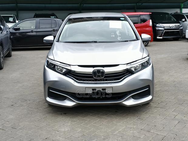 Honda Shuttle 2019 Silver