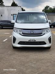 Honda Stepwgn 2017 White for sale