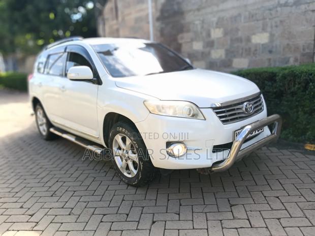 Toyota Vanguard 2010 Pearl
