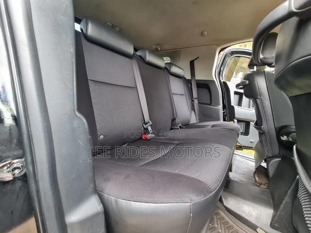 Toyota FJ Cruiser 4x4 Automatic 2012 Black