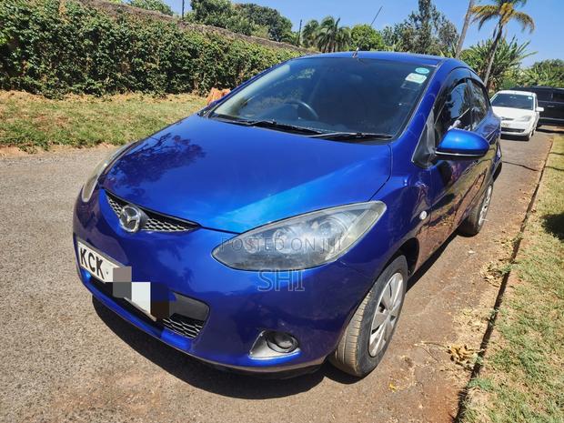 Mazda Demio 2009 Blue