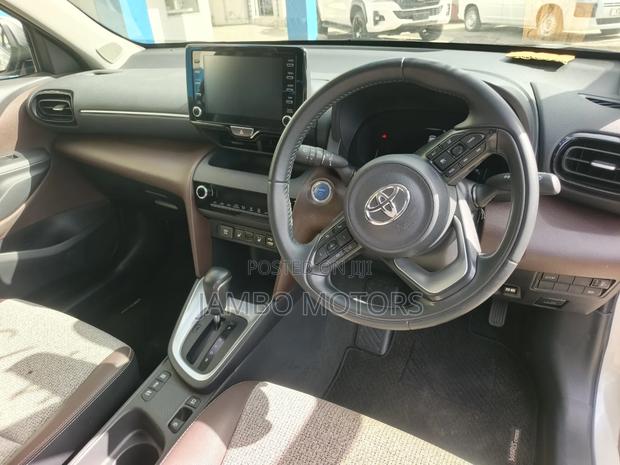 Toyota Yaris Cross 1.5 Hybrid AWD 2020 White