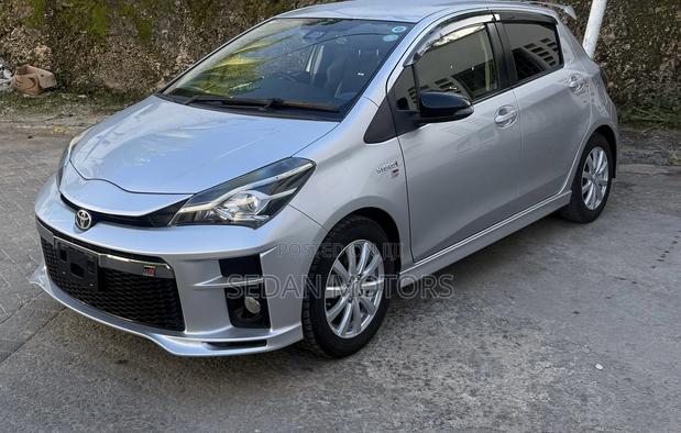 Toyota Vitz 2019 Silver