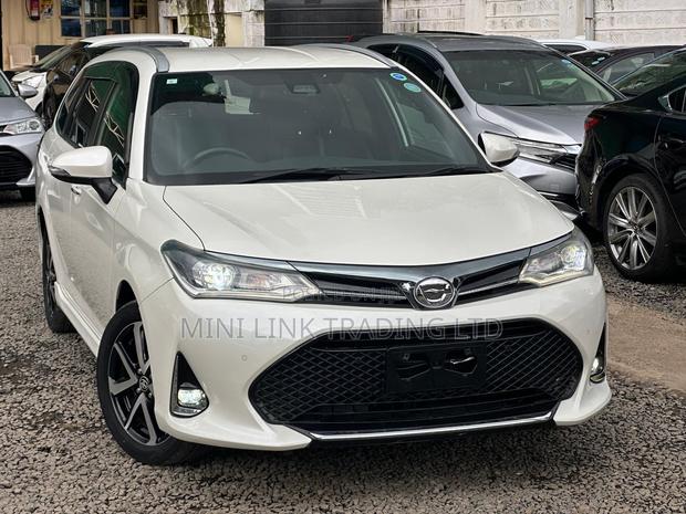 Toyota Corolla Fielder 1.5 Petrol FWD 2019 Pearl