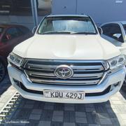 Toyota Land Cruiser 2018 White for sale