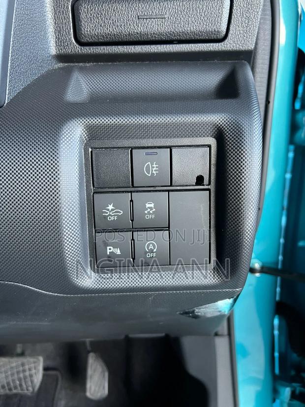Toyota Raize 2020 Blue