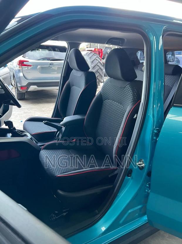 Toyota Raize 2020 Blue