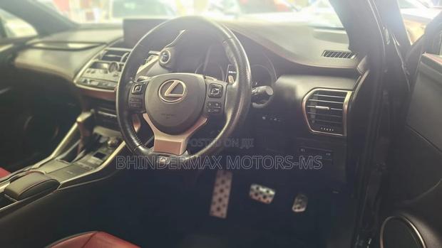 Lexus NX 2019 Black