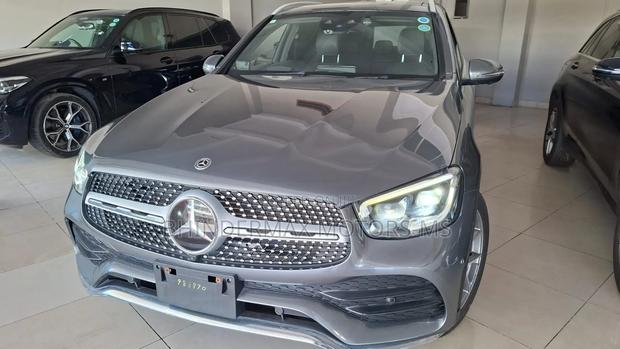 Mercedes-Benz C300 2020 Gray