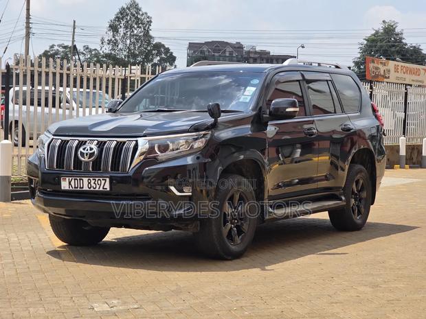 Toyota Land Cruiser Prado 2015 Black