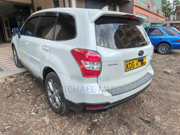 Subaru Forester 2.0XT Premium 4dr SUV AWD (2.0L 4cyl Turbo CVT) 2015