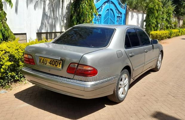 Mercedes-Benz C200 2000 Black