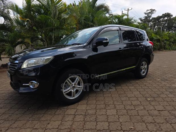 Toyota Vanguard 2010 Black