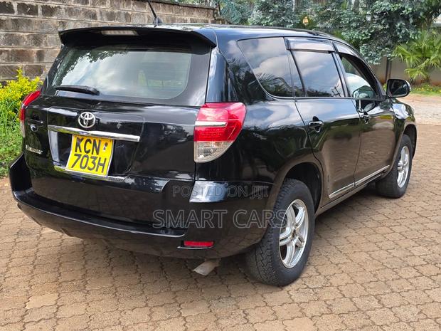 Toyota Vanguard 2010 Black