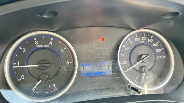 Toyota Hilux 2016 Beige