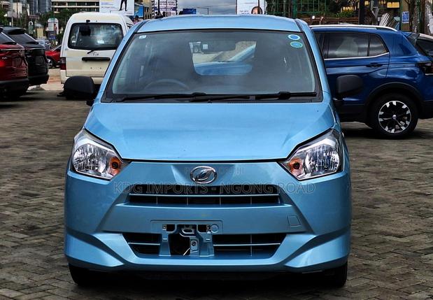 Daihatsu Mira 2019
