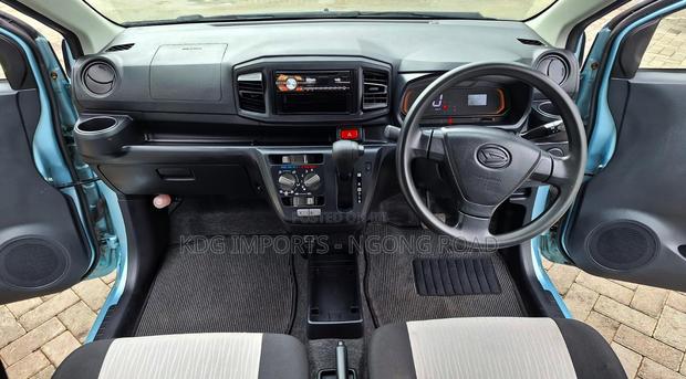Daihatsu Mira 2019
