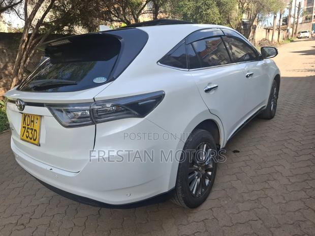 Toyota Harrier 2014 White