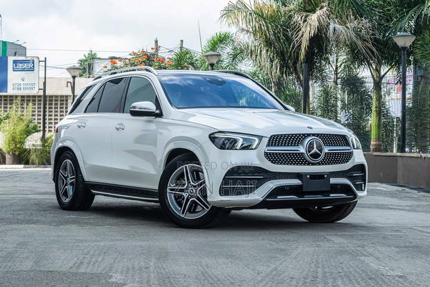Mercedes-Benz GLE-Class 2019 White