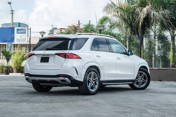Mercedes-Benz GLE-Class 2019 White