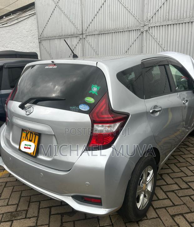 Nissan Note 2018 Silver