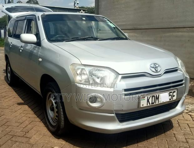 Toyota Succeed SV Premium 2016 Silver