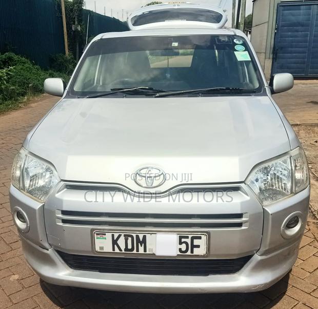 Toyota Succeed SV Premium 2016 Silver