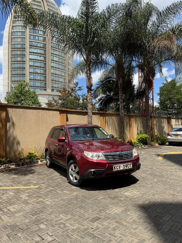 Subaru Forester 2.0D X 2012 Maroon